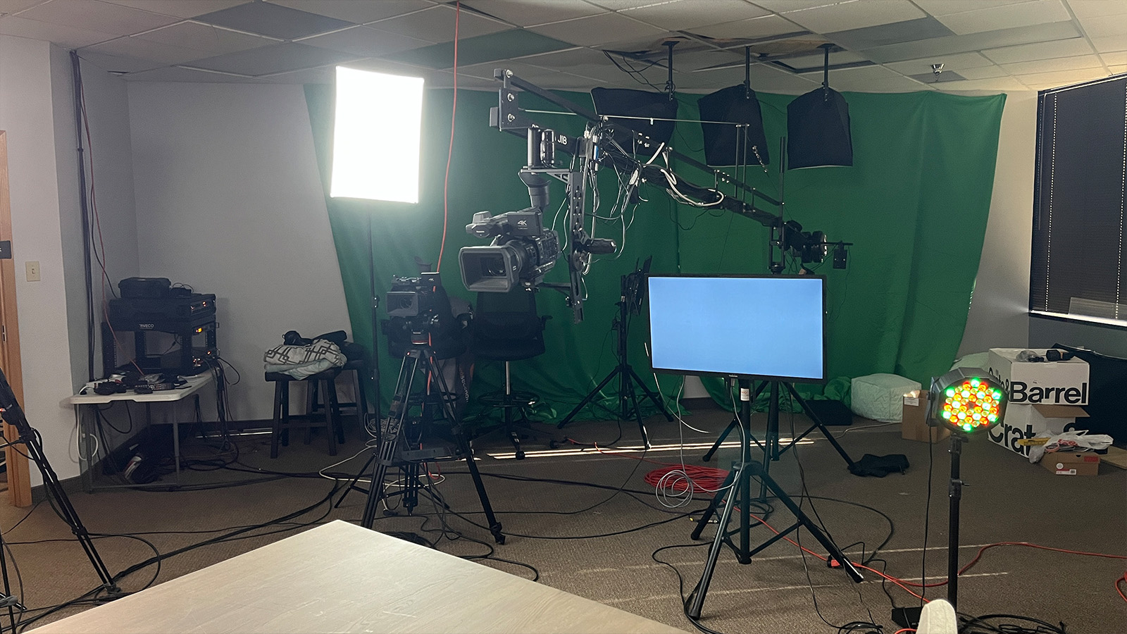 Behind the scenes look at a show broadcast for ROBAT TV